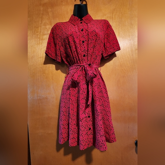 Diane Von Furstenberg Dresses & Skirts - NWT Diane von Furstenburg Red Guitar Print Button Up Dress